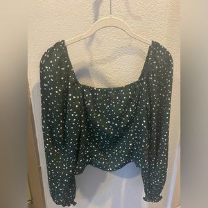 Abercrombie & Fitch top off the shoulder size small